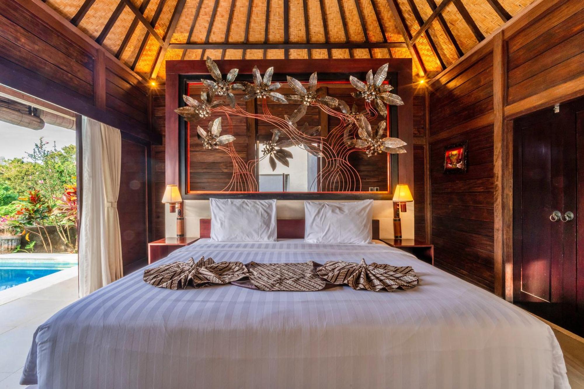 Sri Abi Ratu Villas Sukawati Exterior foto