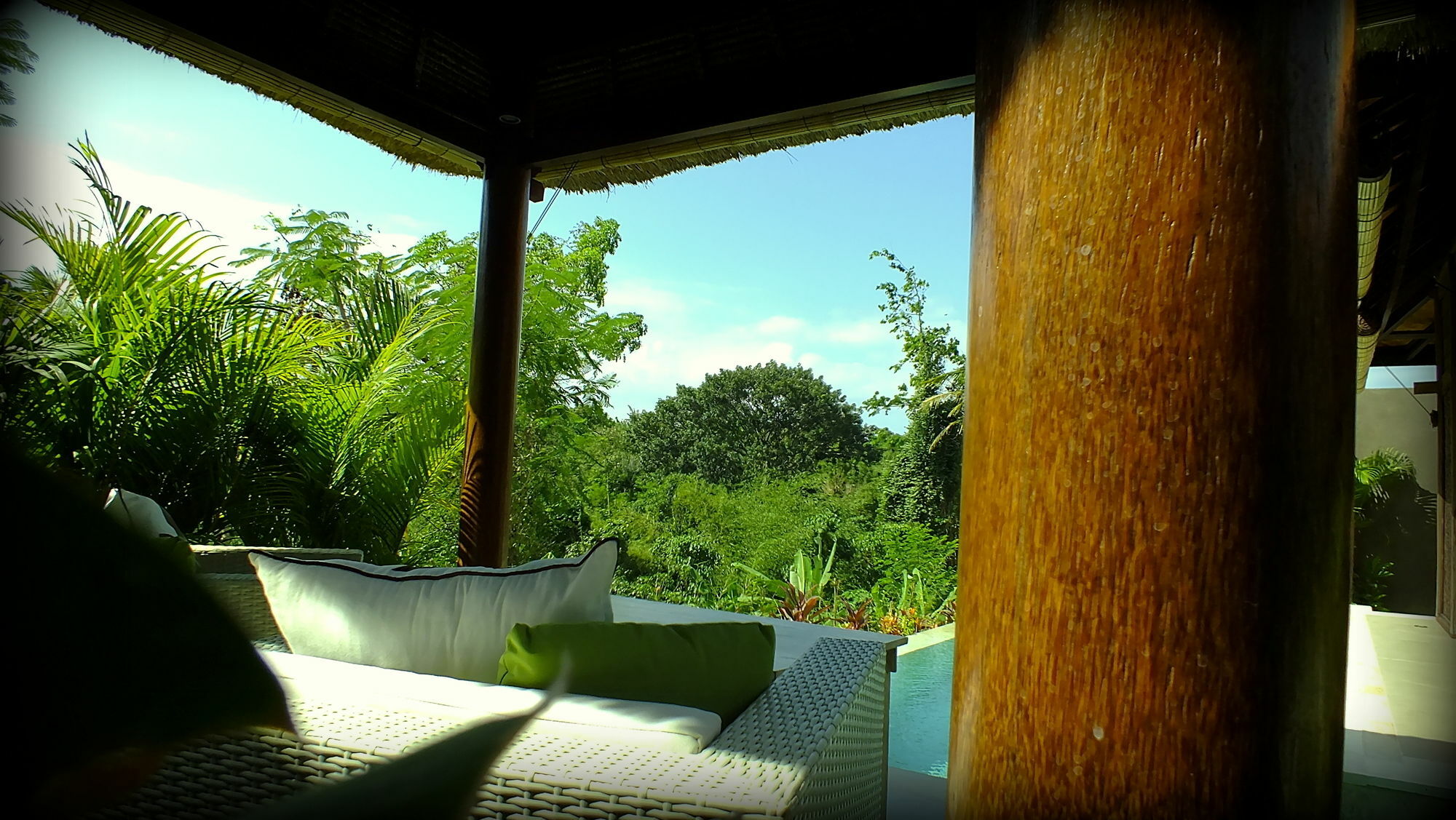 Sri Abi Ratu Villas Sukawati Exterior foto